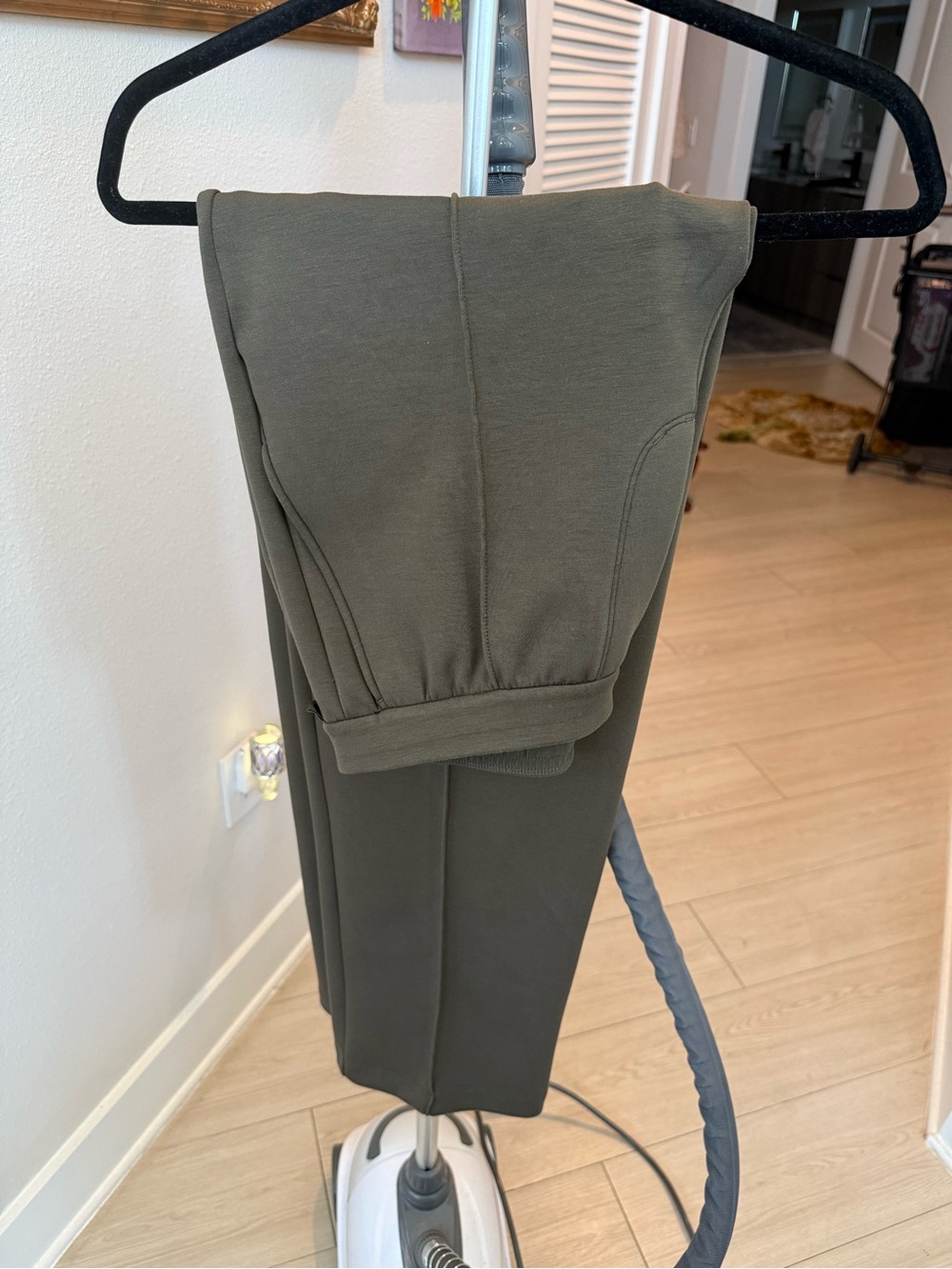 lululemon athletica Smooth Spacer Pin Tuck Pants